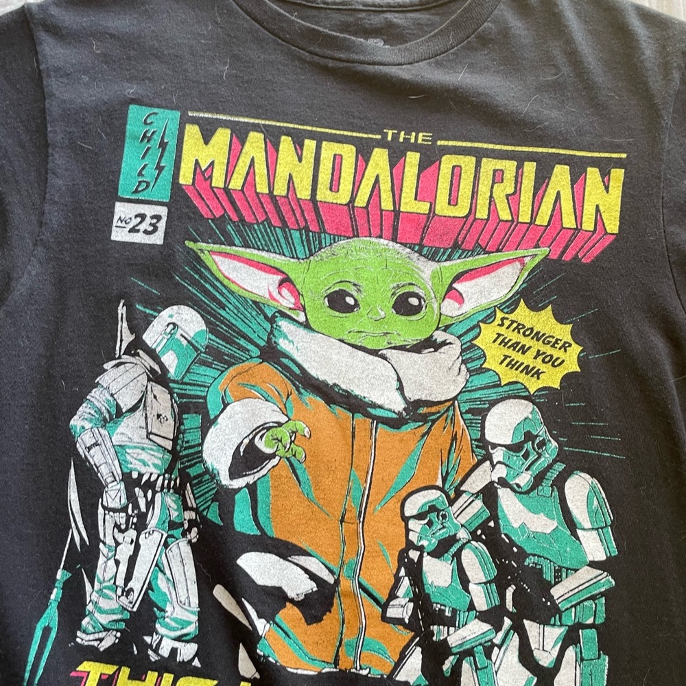 Star Wars The Mandalorian Adult size small